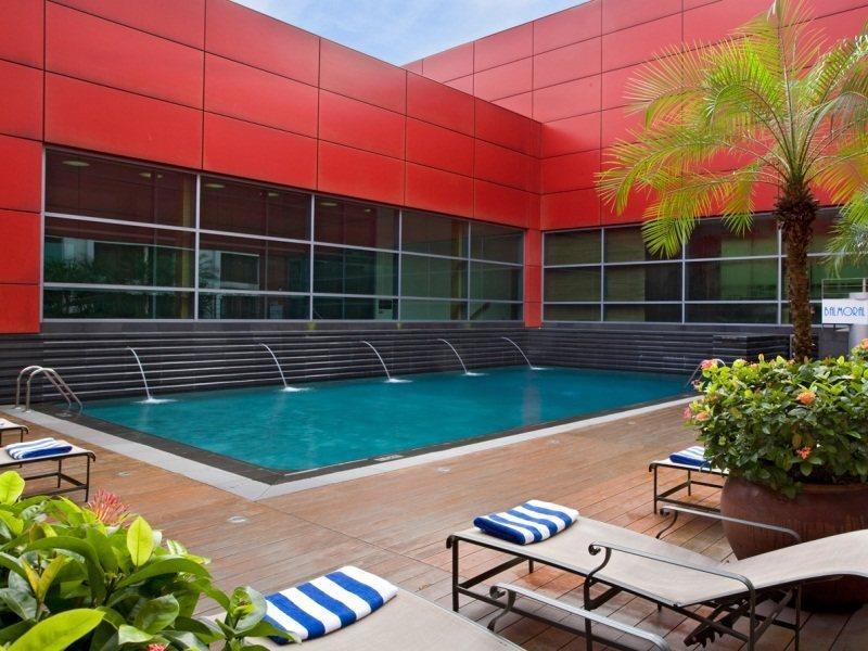 Hotel Royal Plaza On Scotts Singapur