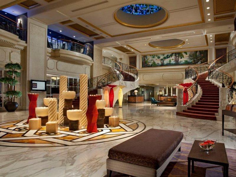 Royal Plaza On Scotts Singapur